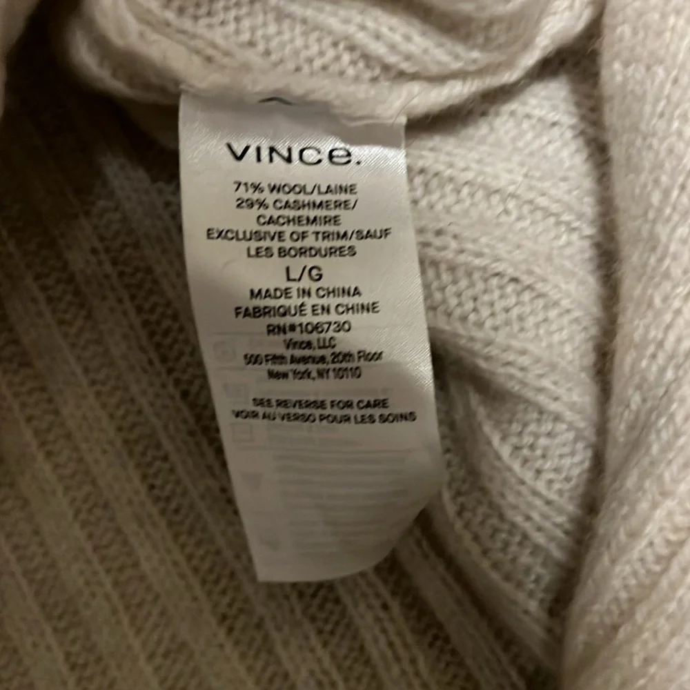 VINCE. Wool & Cashmere - Picture 5 of 6